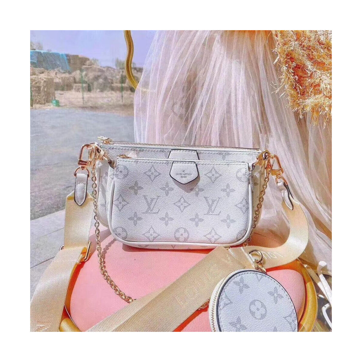 Louis Vuitton Monogram Multi Pochette Accessoires White