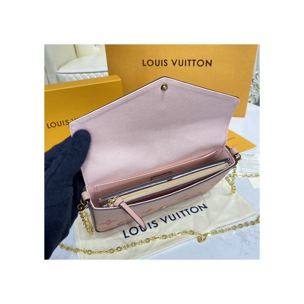 Louis Vuitton Felicie Pochette M80489