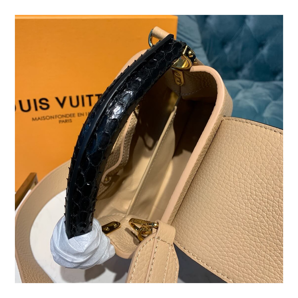 Louis Vuitton Taurillon And Python Leather Capucines Mini N97075