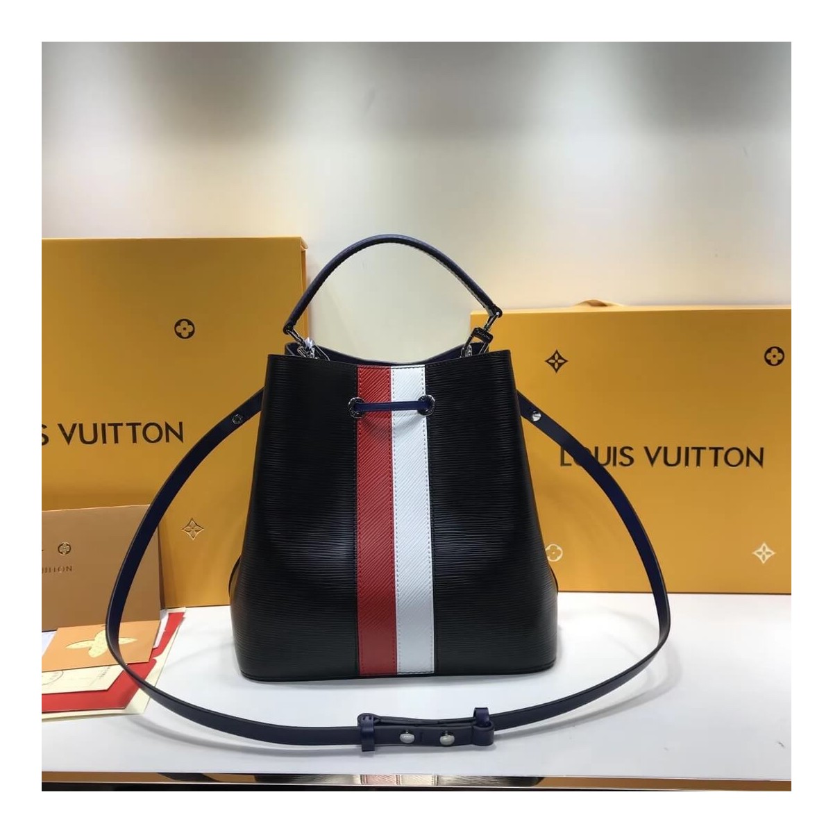 Louis Vuitton Epi Leather NeoNoe M52161 M52163