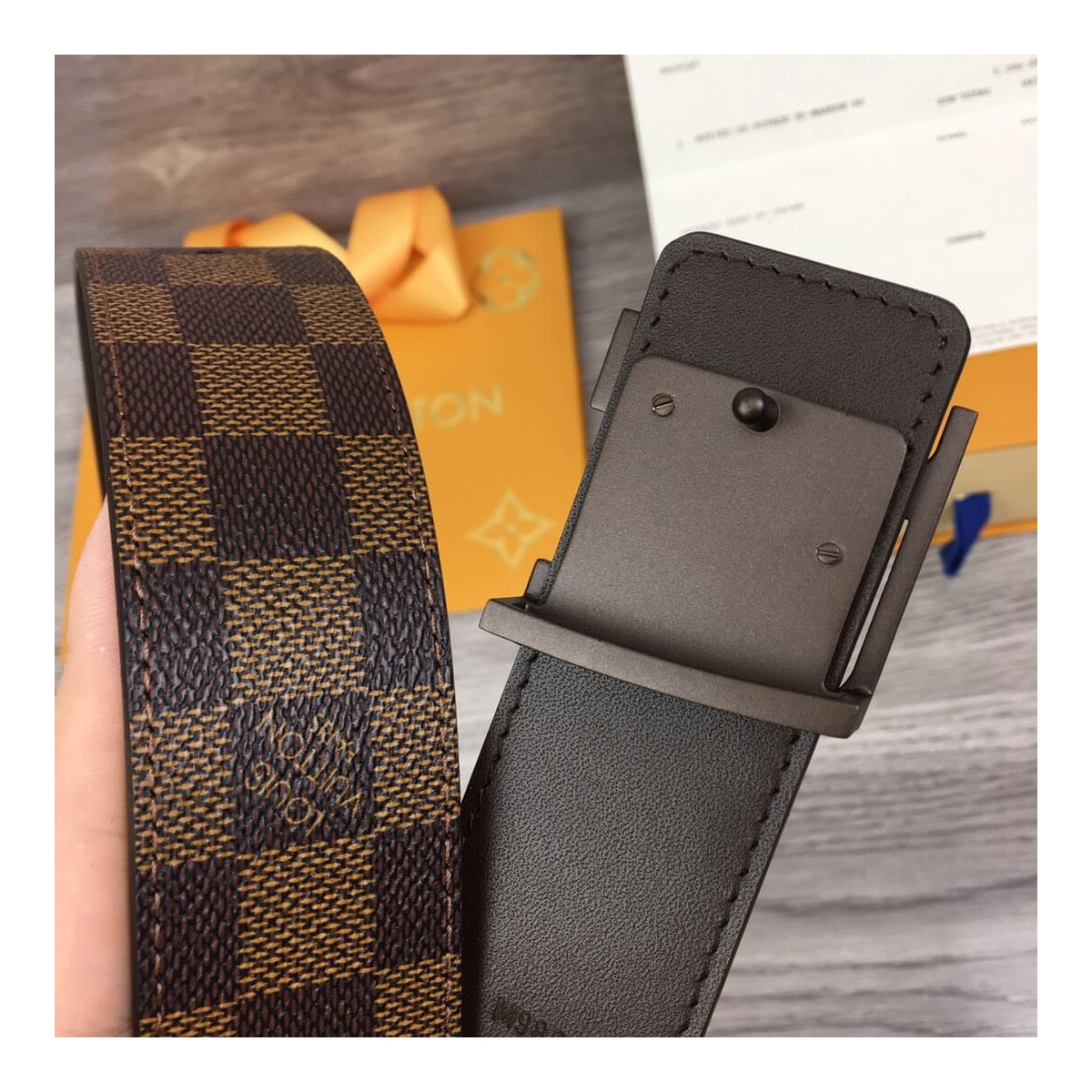 Louis Vuitton Initiales 40mm Belt M9807