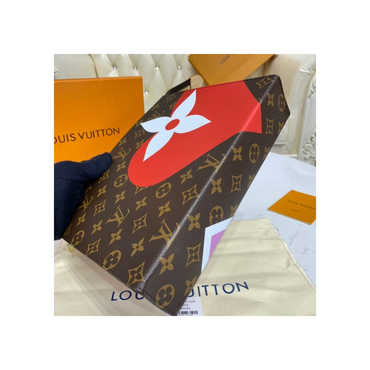 Louis Vuitton Game On Toiletry Pouch 26 M80282