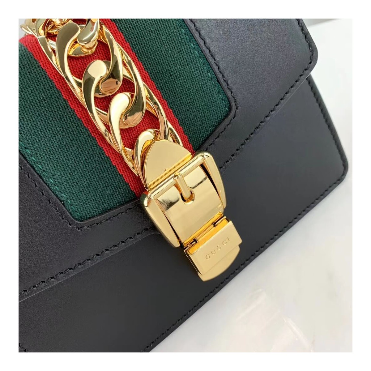 Gucci Sylvie Leather Mini Chain Bag 431666