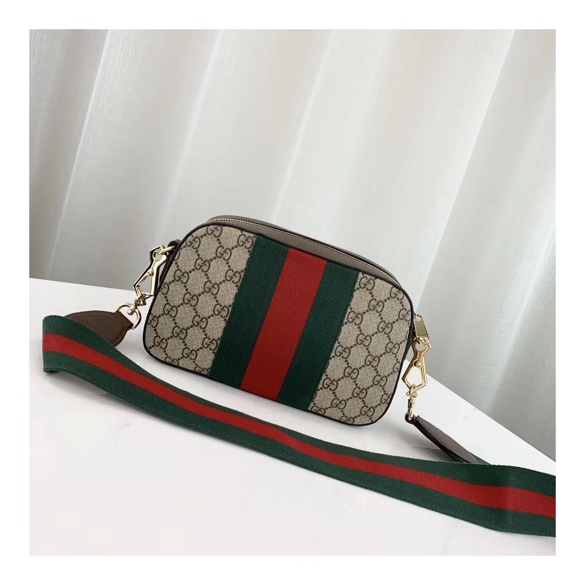 Gucci GG Supreme Shoulder Bag 575073 Coffee