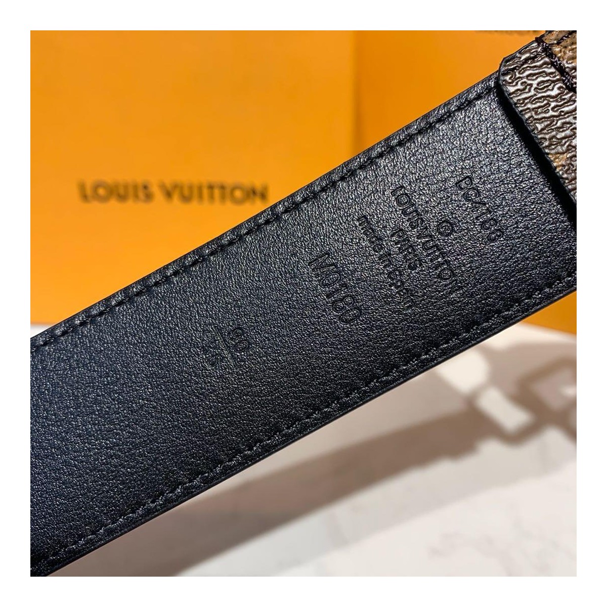 Louis Vuitton Signature Chain 35mm Belt M0180T