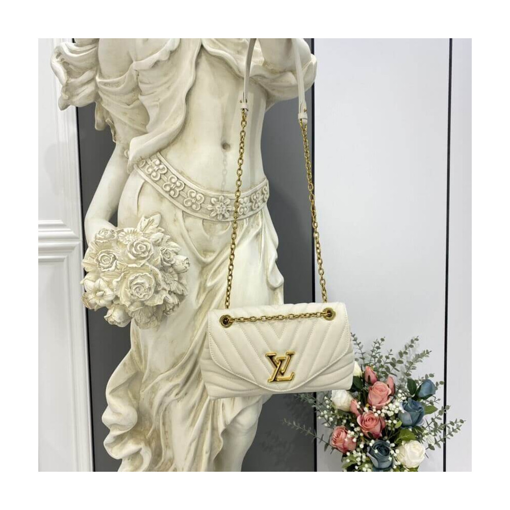 Louis Vuitton New Wave Chain Bag M58549 Ivory