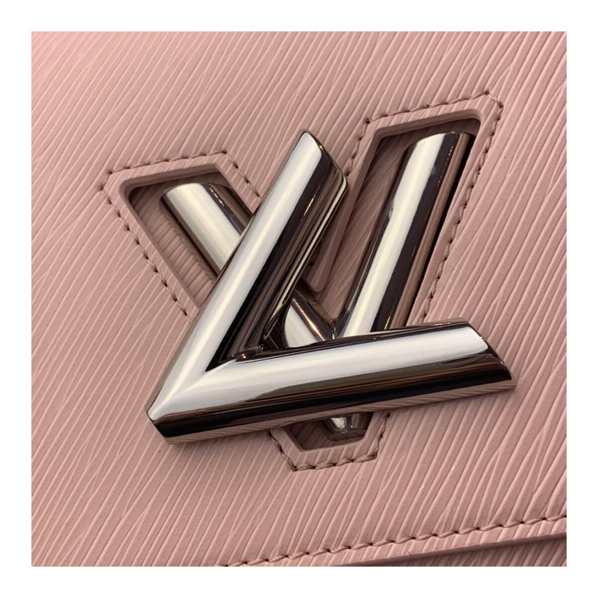 Louis Vuitton Twist MM M56628