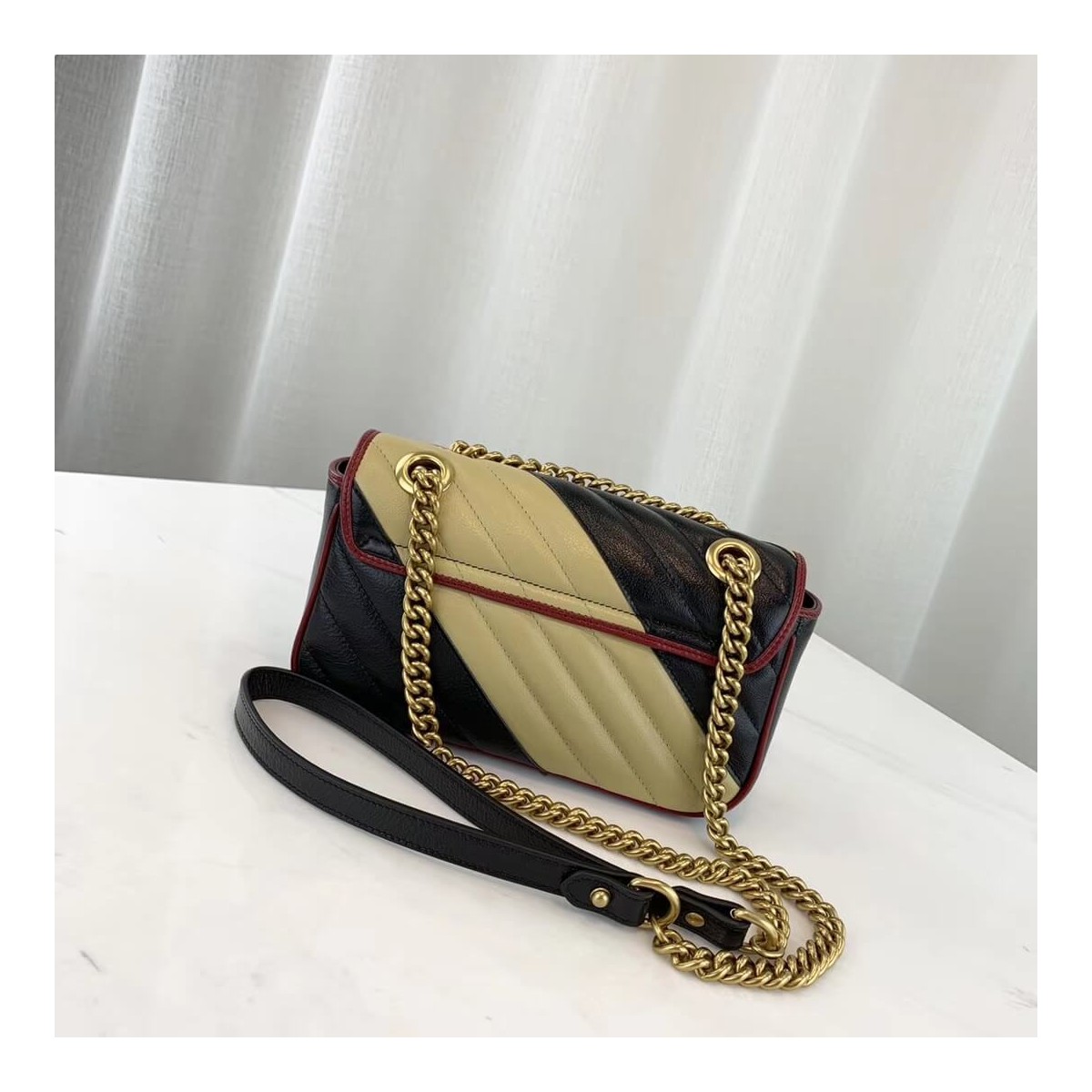 Gucci GG Marmont Small Shoulder Bag 446744