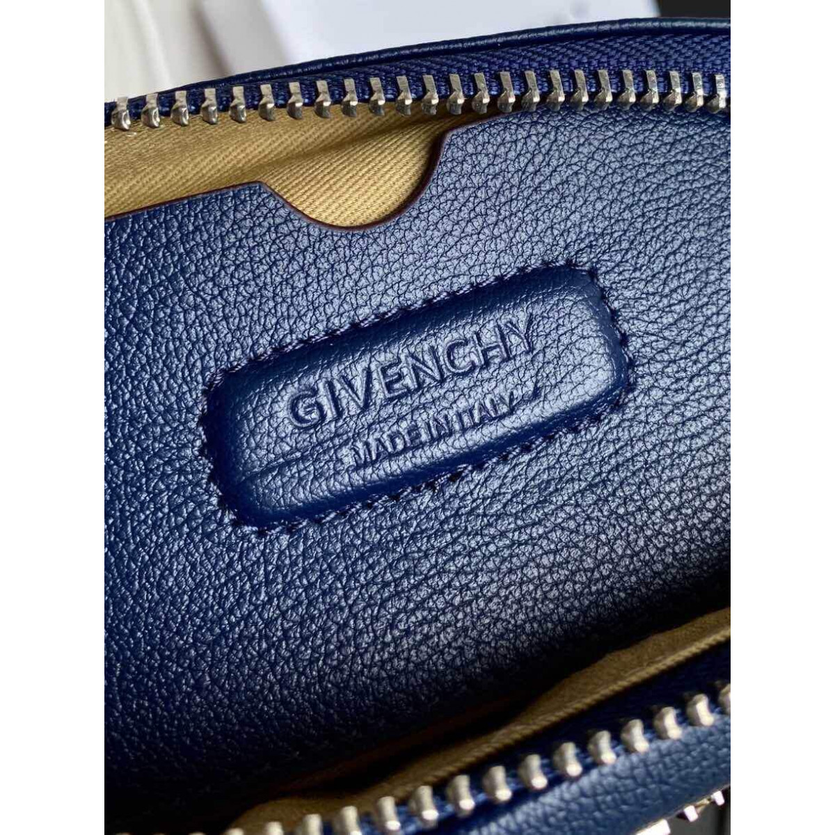 Givenchy Antigona Mini Duffel Bag 514679