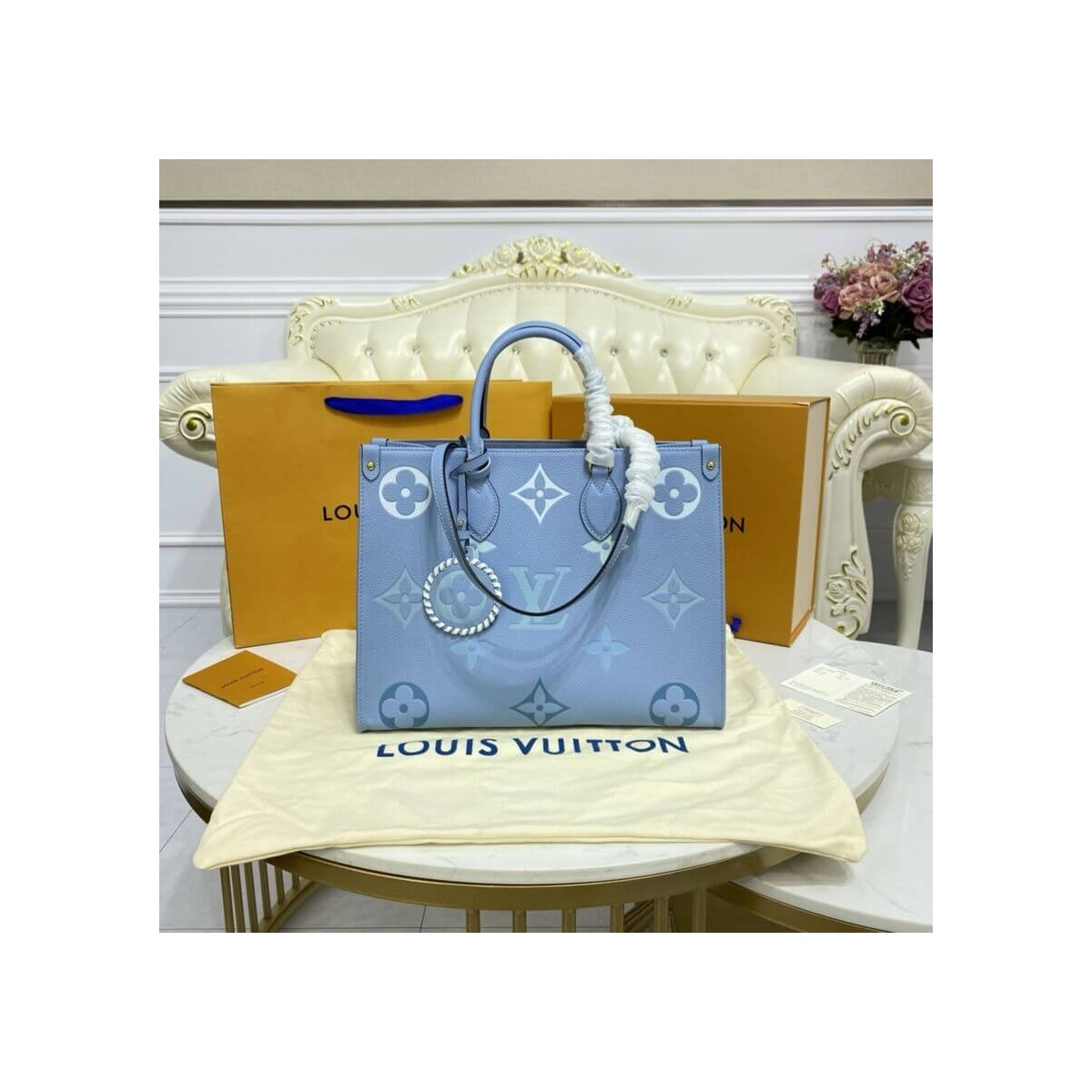 Louis Vuitton Onthego MM M45717 M45718