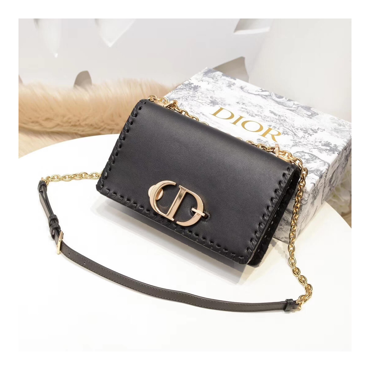 Christian Dior 30 Montaigne Calfskin Flap Chain Bag M9220