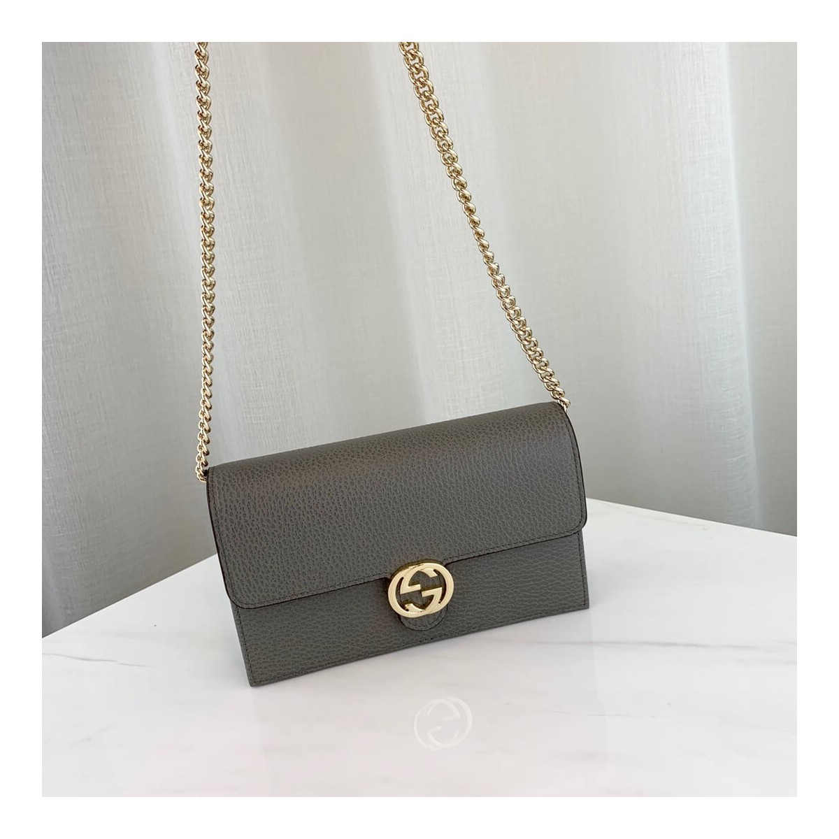 Gucci Leather Interlocking GG Crossbody Bag 510314