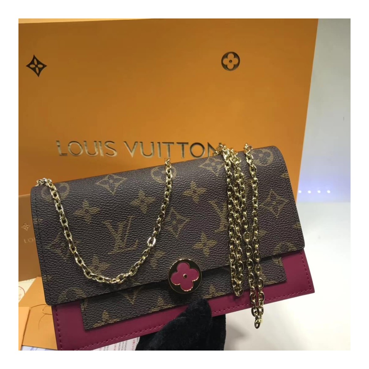 Louis Vuitton Monogram Canvas Flore Chain Wallet M67404 M67405