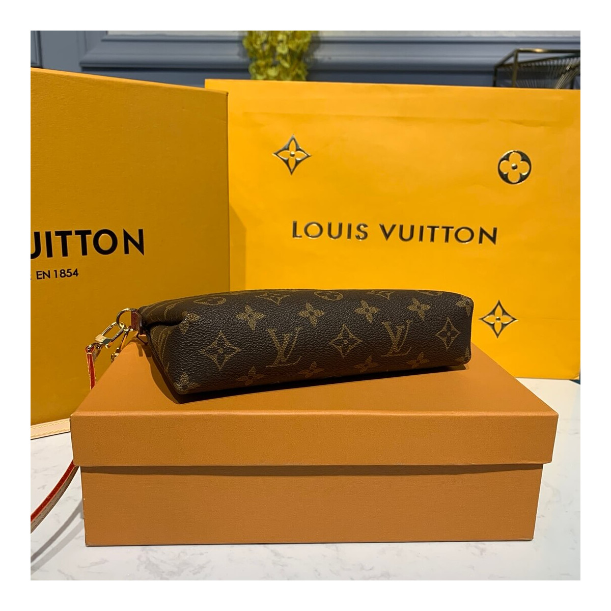 Louis Vuitton Pallas Clutch M41638 M41639 M44058 M44037