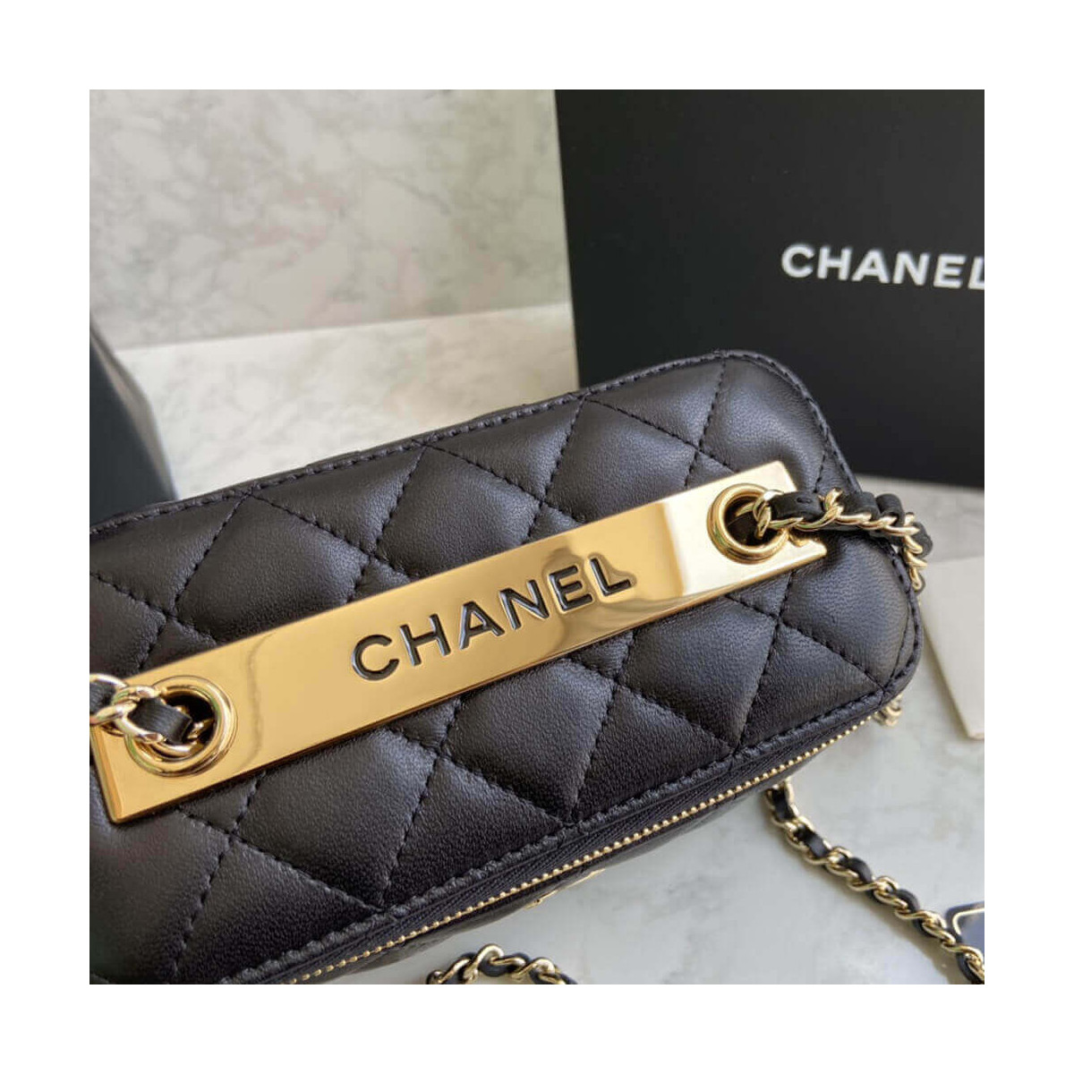 Chanel Mini Vanity Case With Chain AP1472