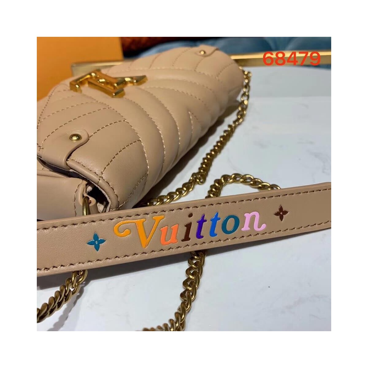 Louis Vuitton New Wave Chain Pochette M63956 M68479