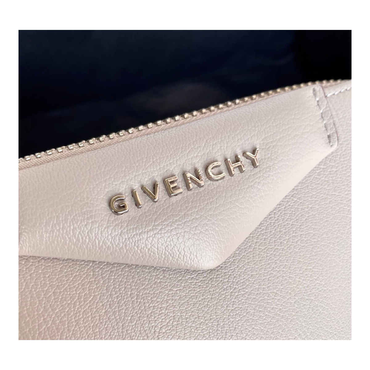 Givenchy Antigona Mini Duffel Bag 514679