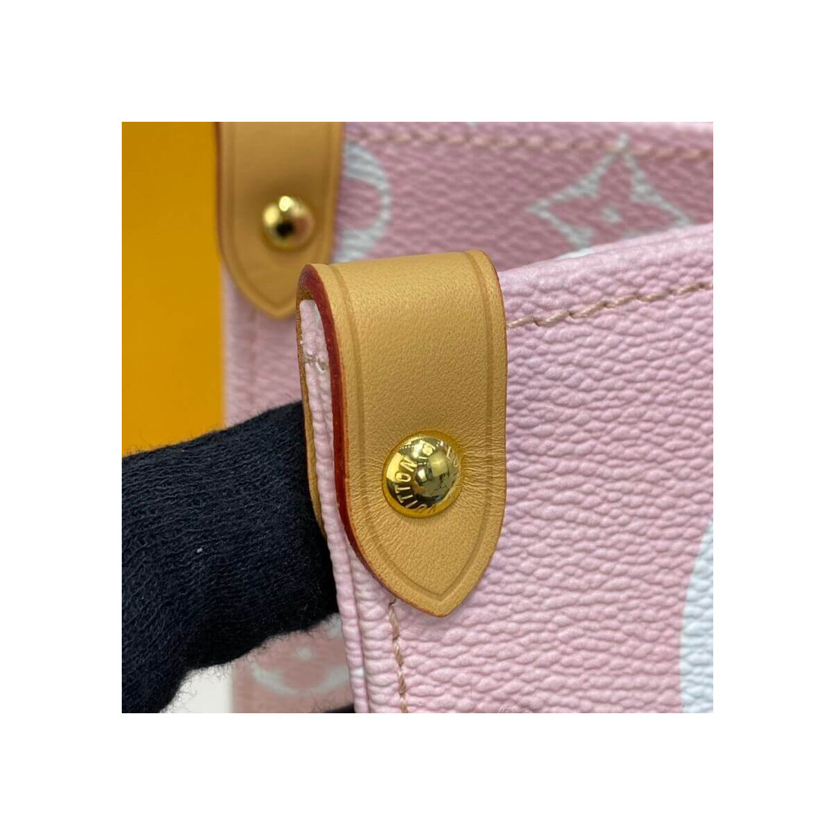 Louis Vuitton Onthego GM M57461 Pink