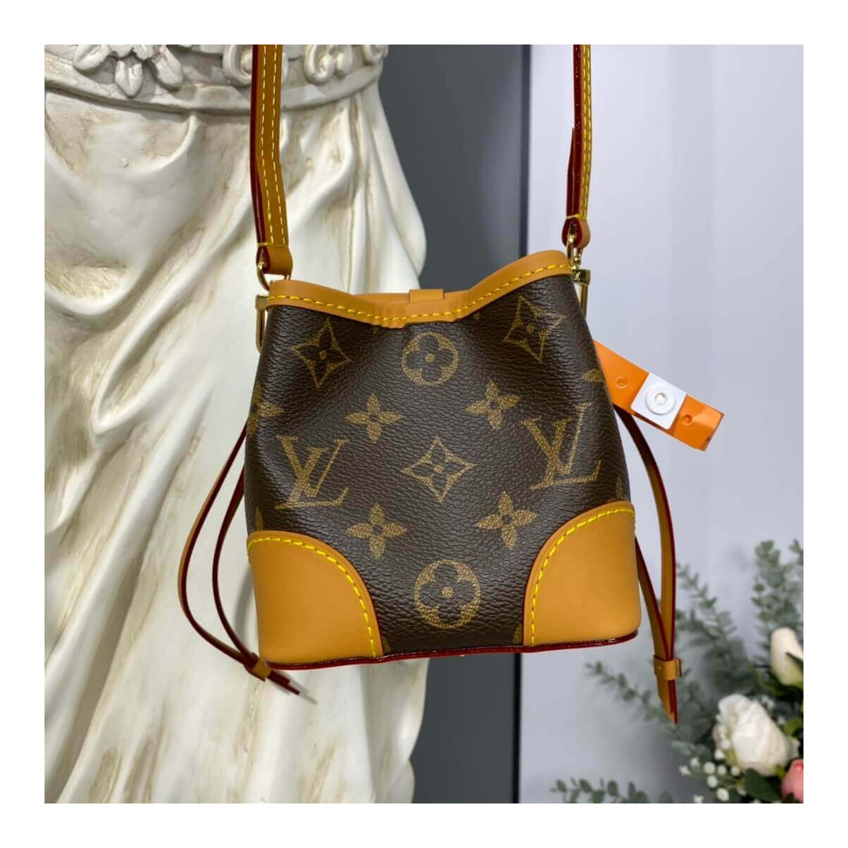 Louis Vuitton Noe Purse M57099