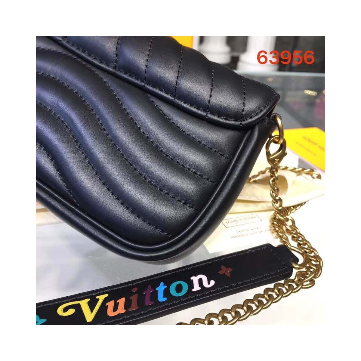 Louis Vuitton New Wave Chain Pochette M63956 M68479