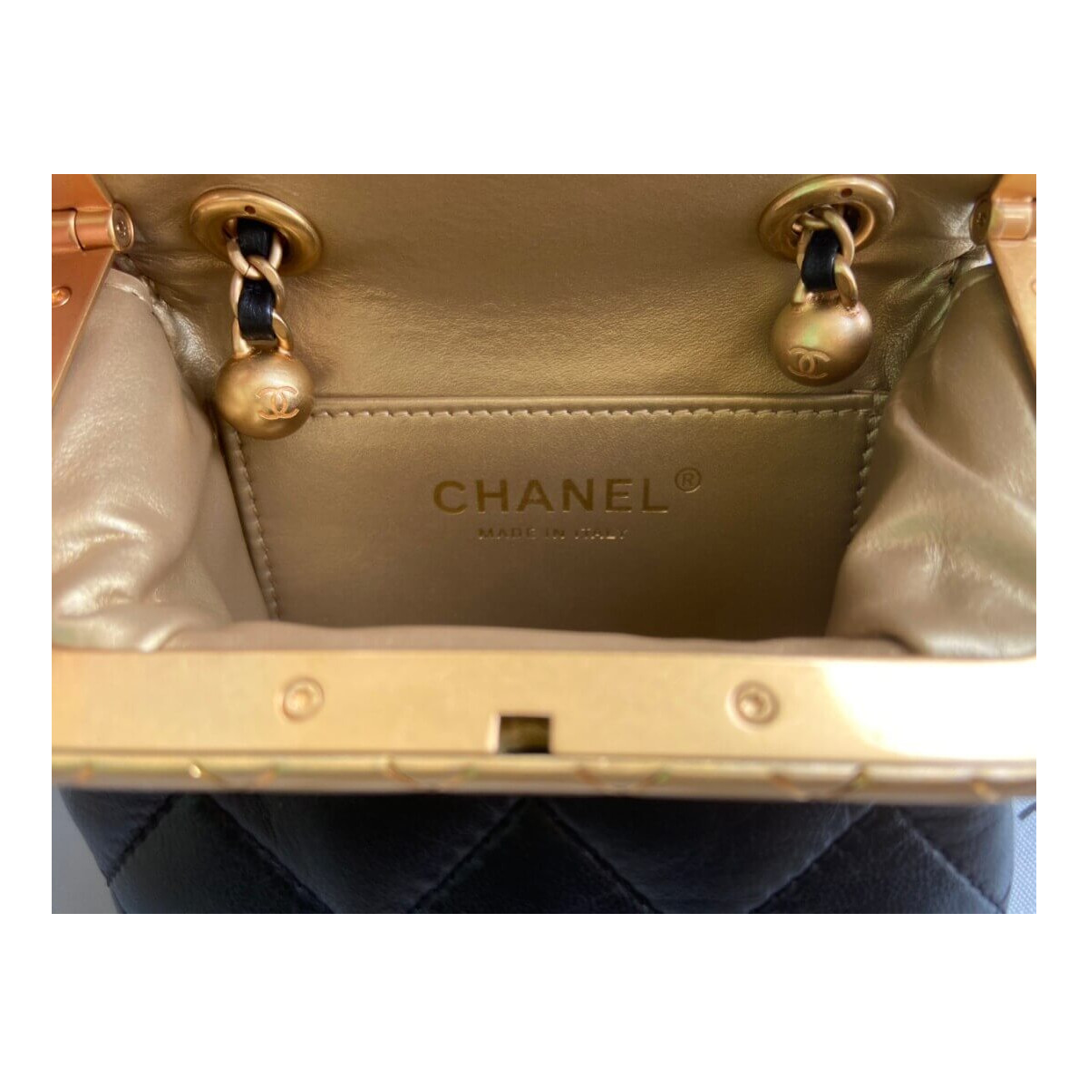 Chanel Small Lambskin Kiss-Lock Bag AS1885