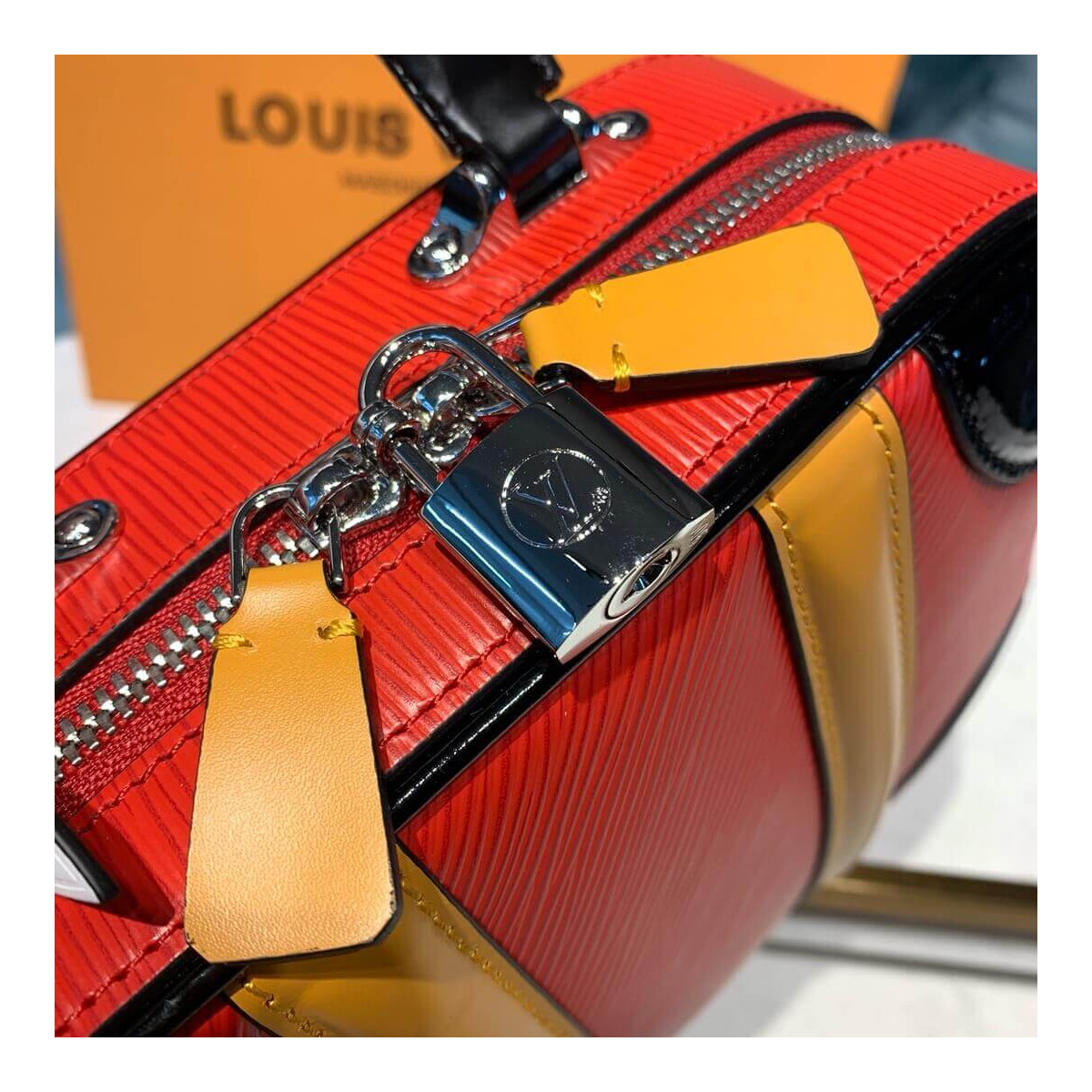 Louis Vuitton Epi Leather Valisette BB M55524