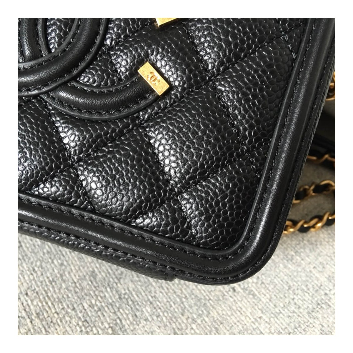 Chanel Quilted Caviar Small Vanity Case A93342