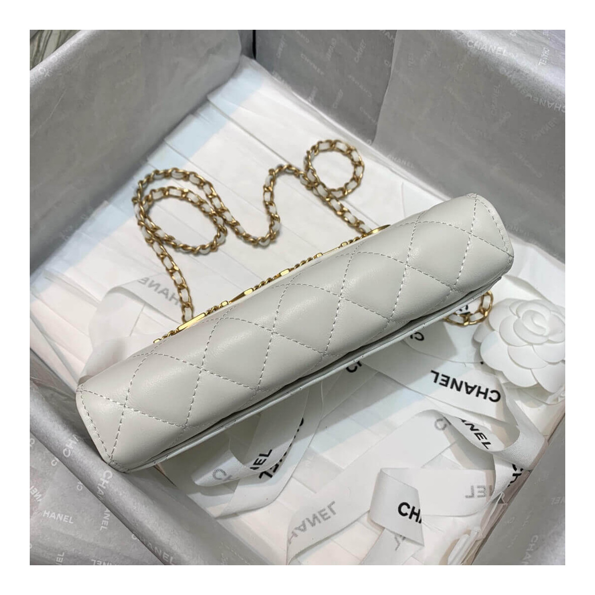 Chanel Front Logo 19cm Flap Bag 88826