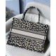 Dior Small Book Tote Ricamo Mizza Beige Multicolore M1296