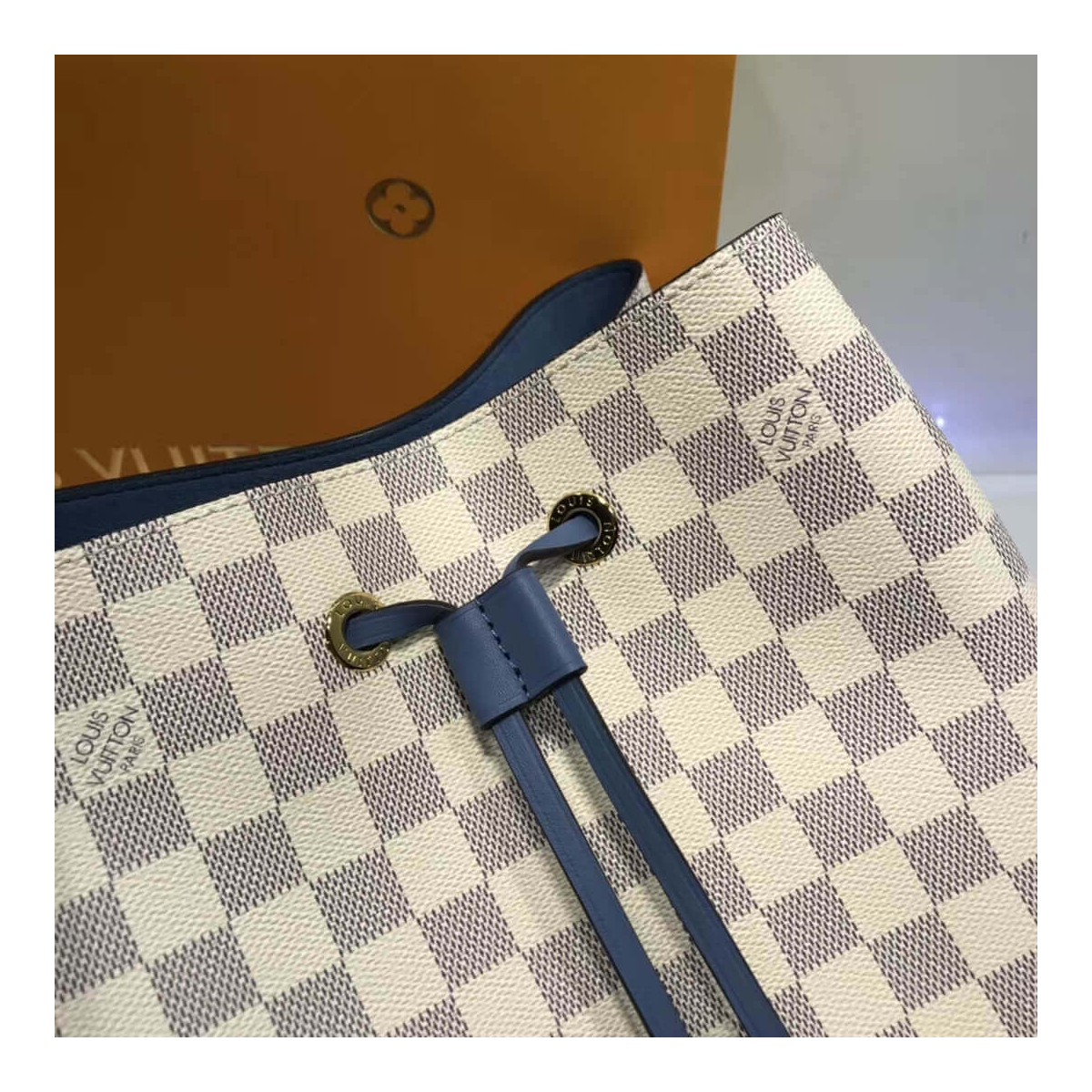 Louis Vuitton Damier Azur NeoNoe N40513