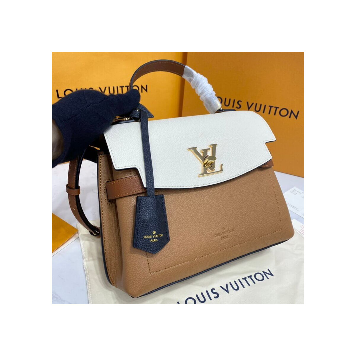 Louis Vuitton Lockme Ever BB M56645