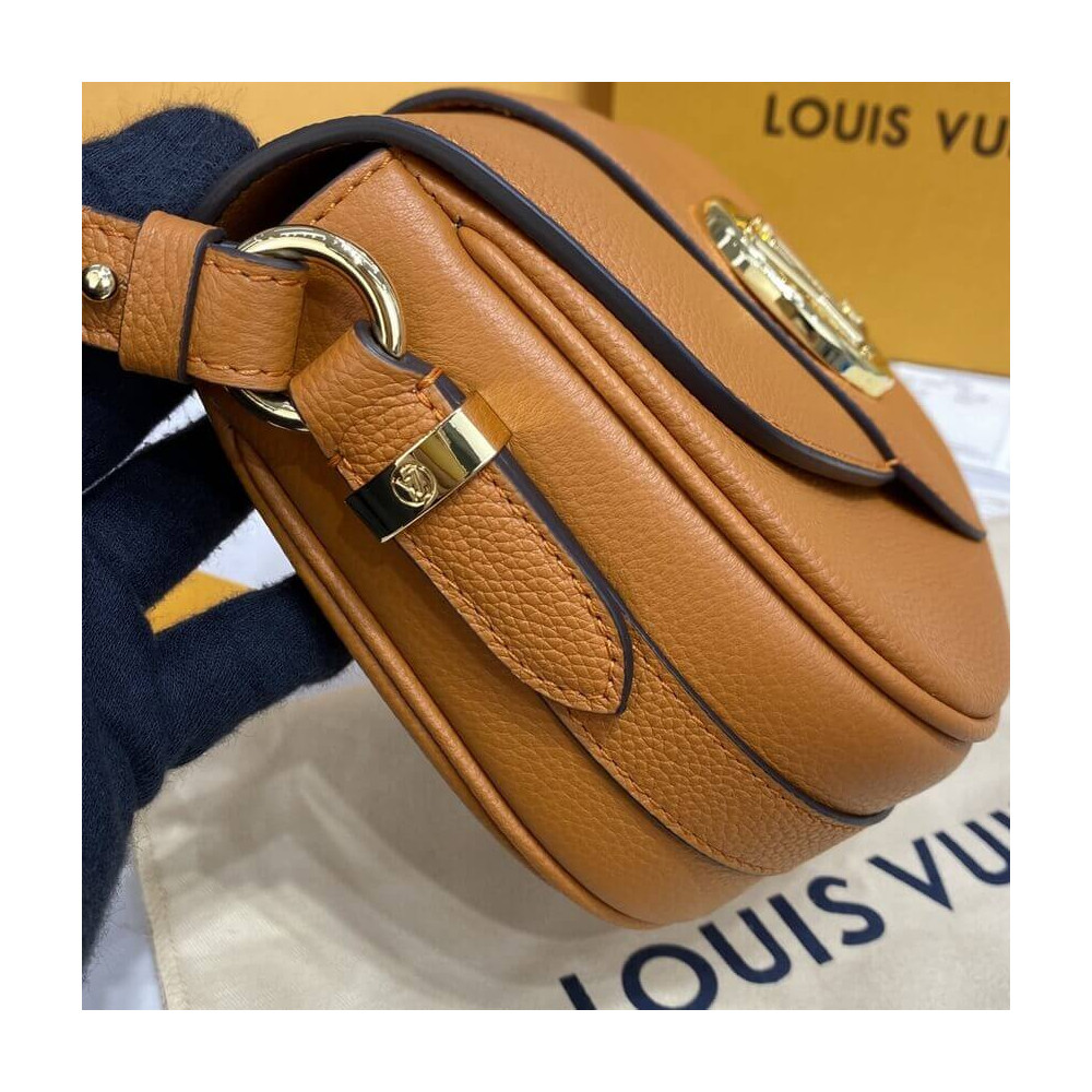 Louis Vuitton LV Pont 9 Soft MM M58968 Sienne Doree