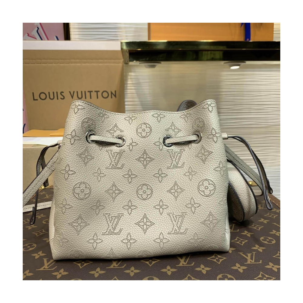 Louis Vuitton Mahina Leather Bella M57201