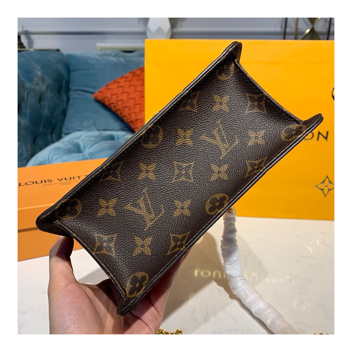 Louis Vuitton Monogram Vernis LV Wynwood M90445