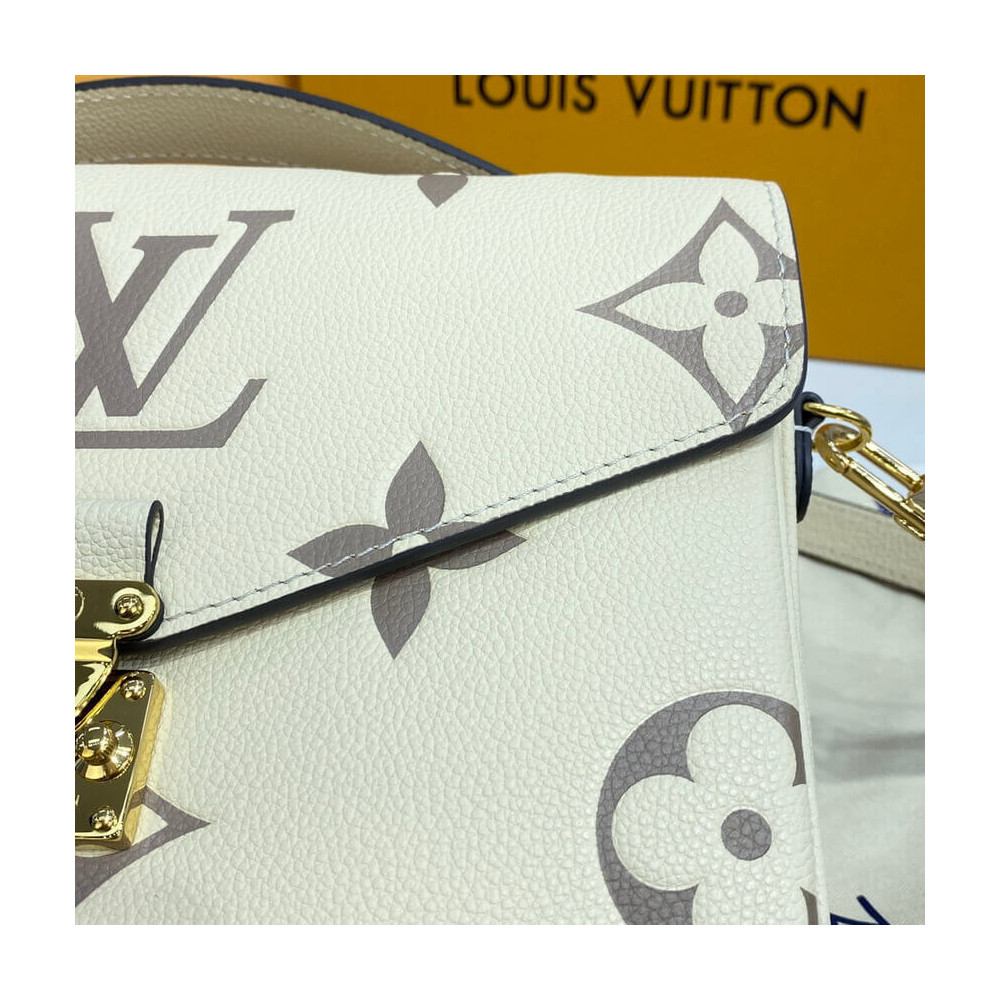 Louis Vuitton Pochette Metis M45596