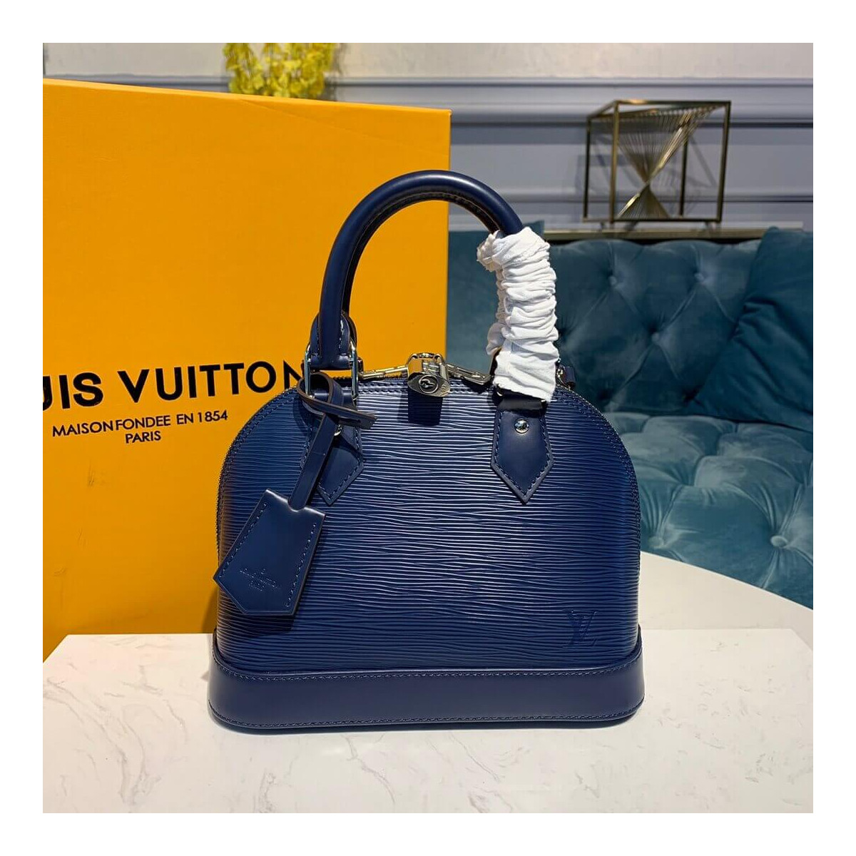 Louis Vuitton Epi Leather Alma BB M40855