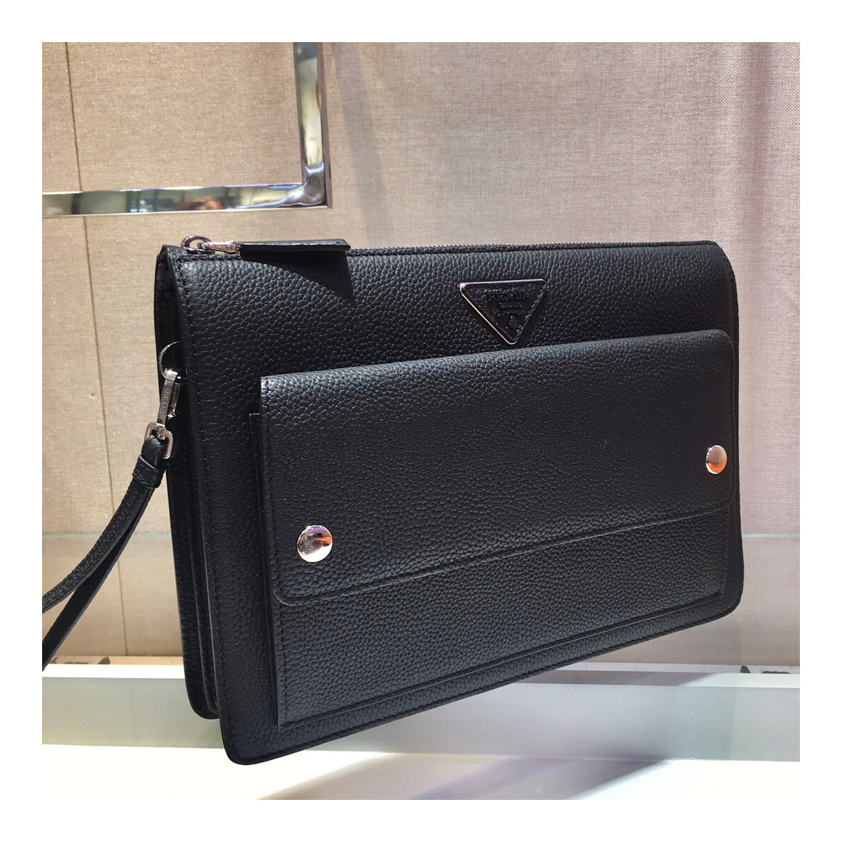 Prada Leather Clutch 2VF018