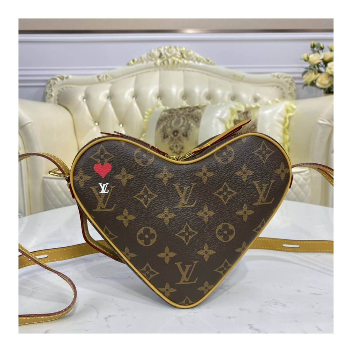 Louis Vuitton Game On Cœur M57456