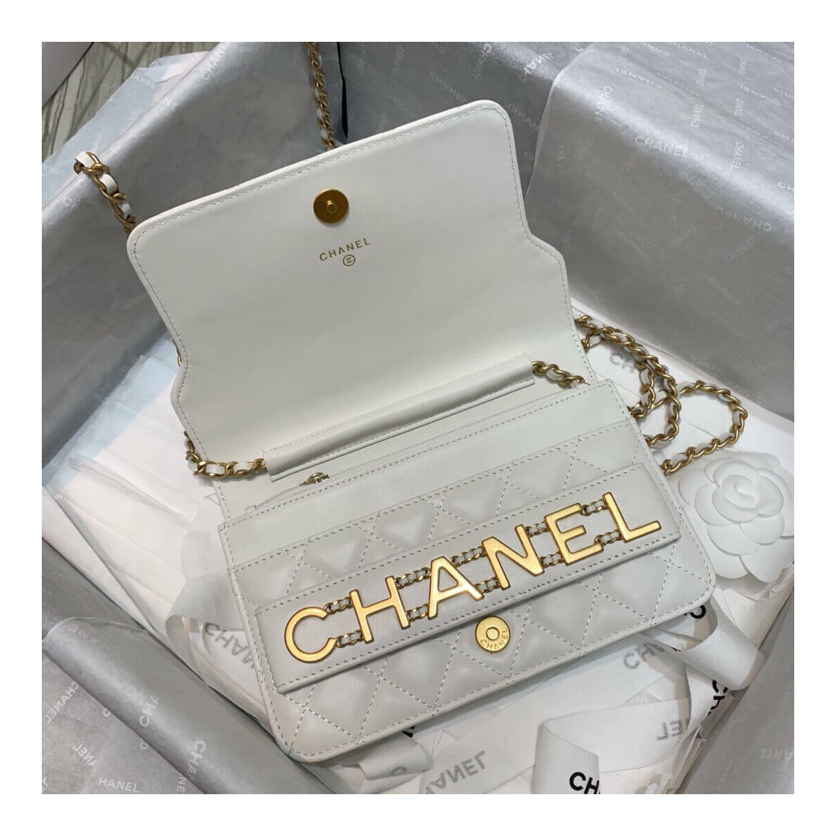 Chanel Front Logo 19cm Flap Bag 88826