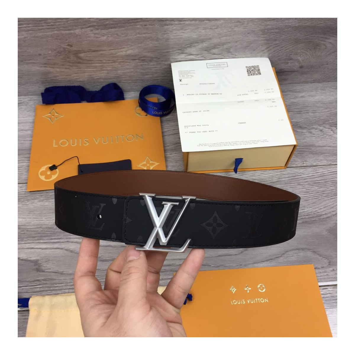 Louis Vuitton Pyramide 40mm Reversible Belt M9346