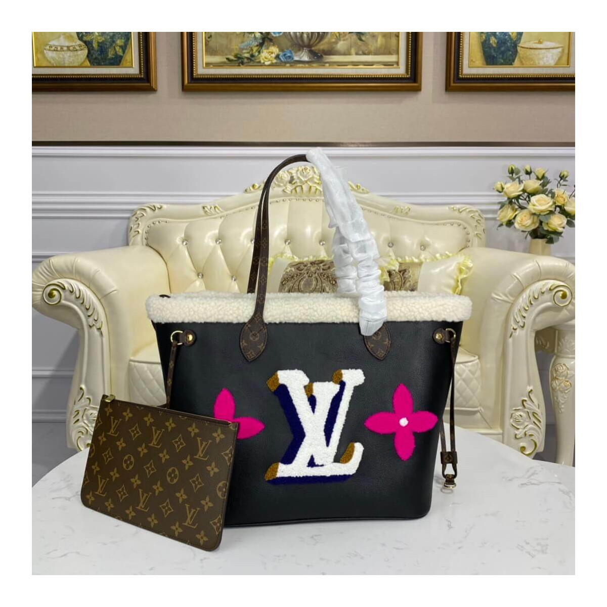 Louis Vuitton Neverfull MM M56960 In Leather and Shearling