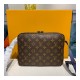 Louis Vuitton Monogram Messenger PM M43843