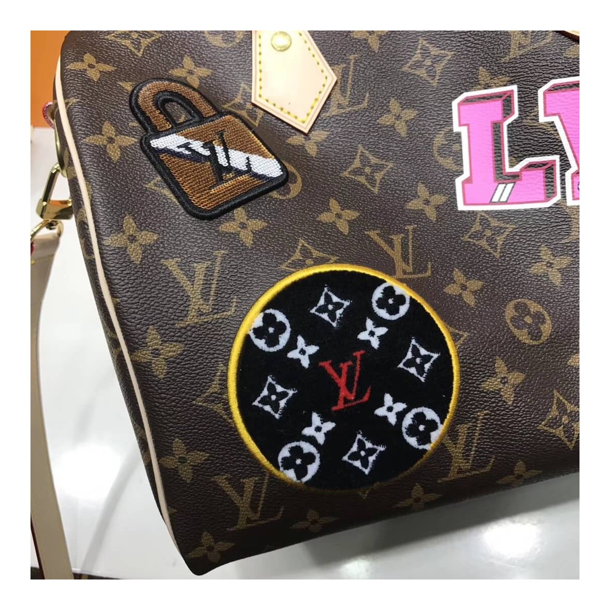 Louis Vuitton Monogram Speedy Bandouliere 30 M43989