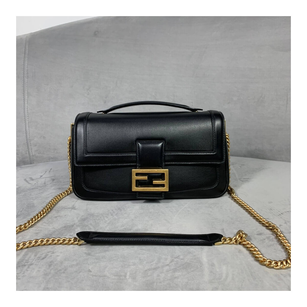 Fendi Baguette Chain Bag In Nappa Leather 8BR783