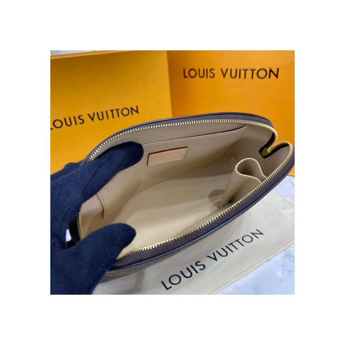 Louis Vuitton Cosmetic Pouch GM M47353