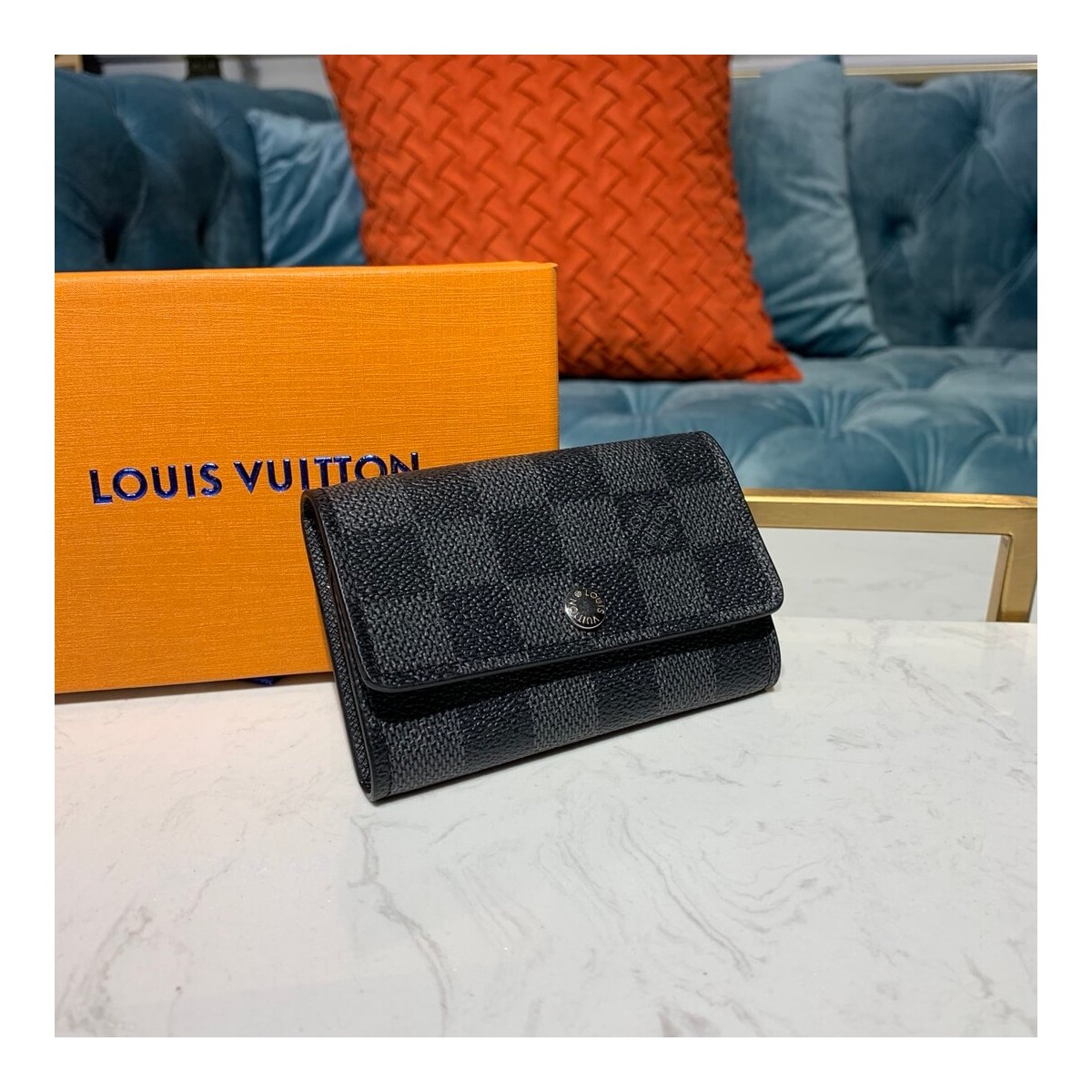 Louis Vuitton Damier Graphite Canvas 6 Key Holder N62662