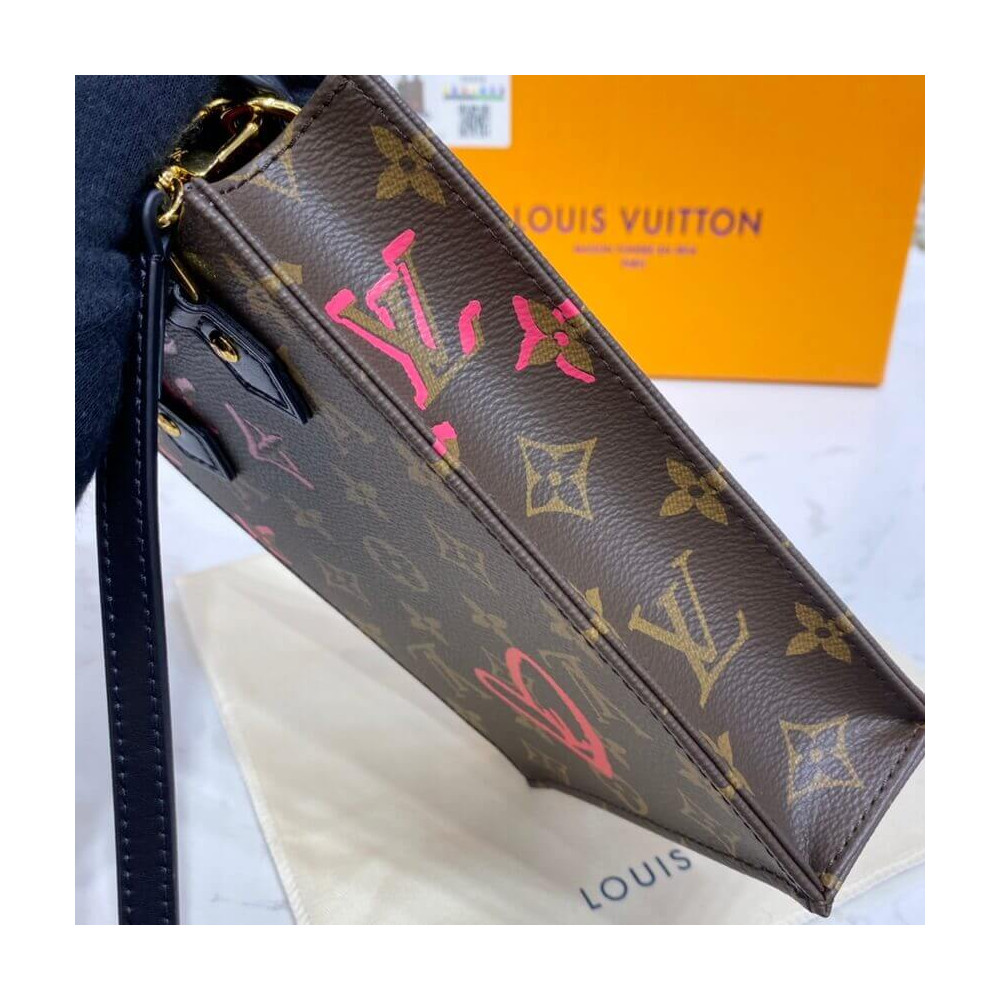 Louis Vuitton Signature Drawn Petit Sac Plat M80839