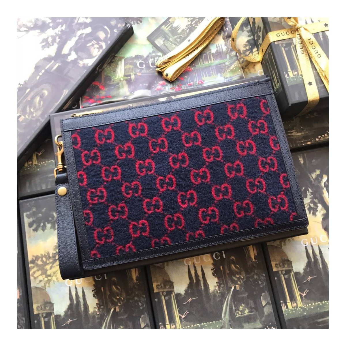 Gucci GG Wool Pouch 597627