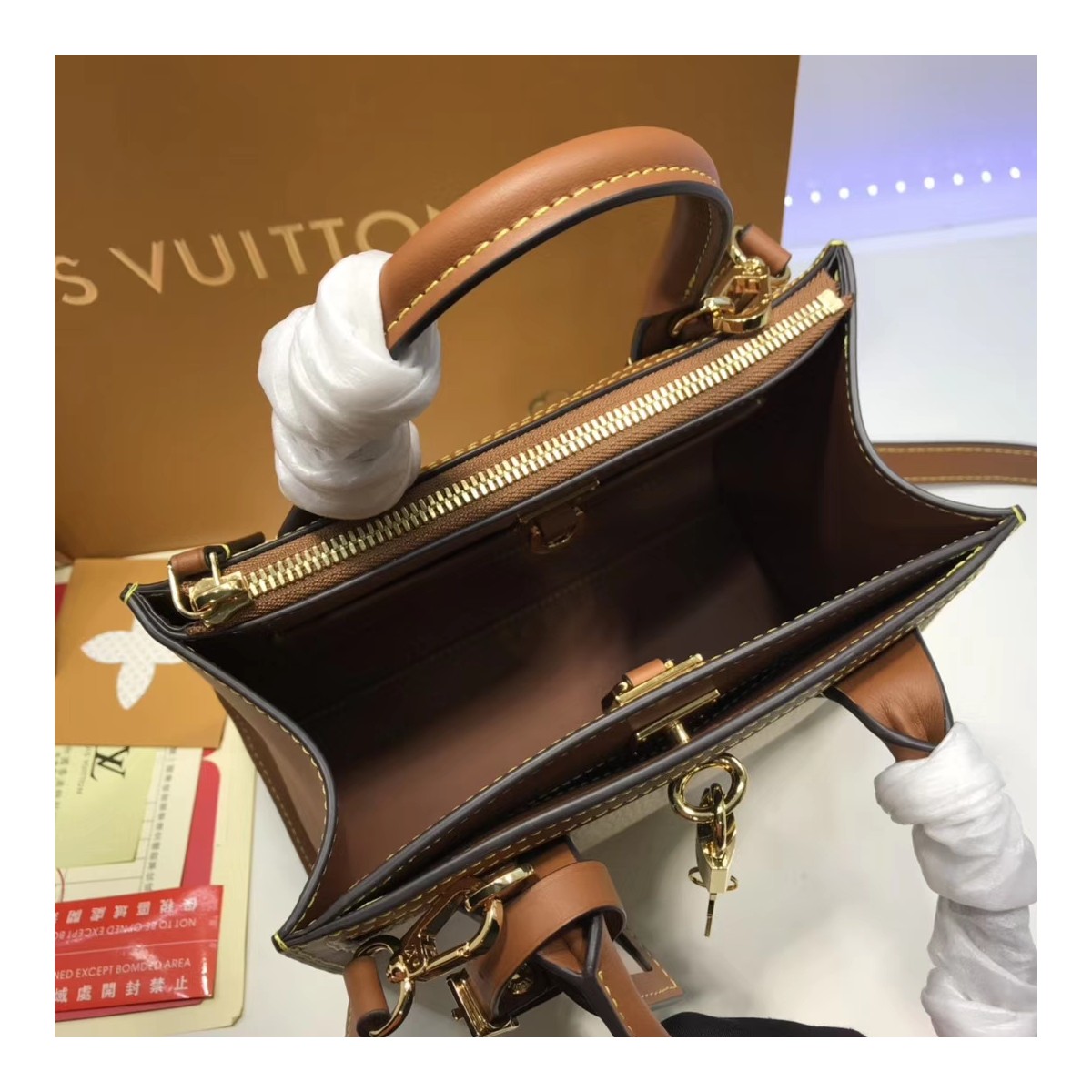 Louis Vuitton City Steamer MiNi M55099