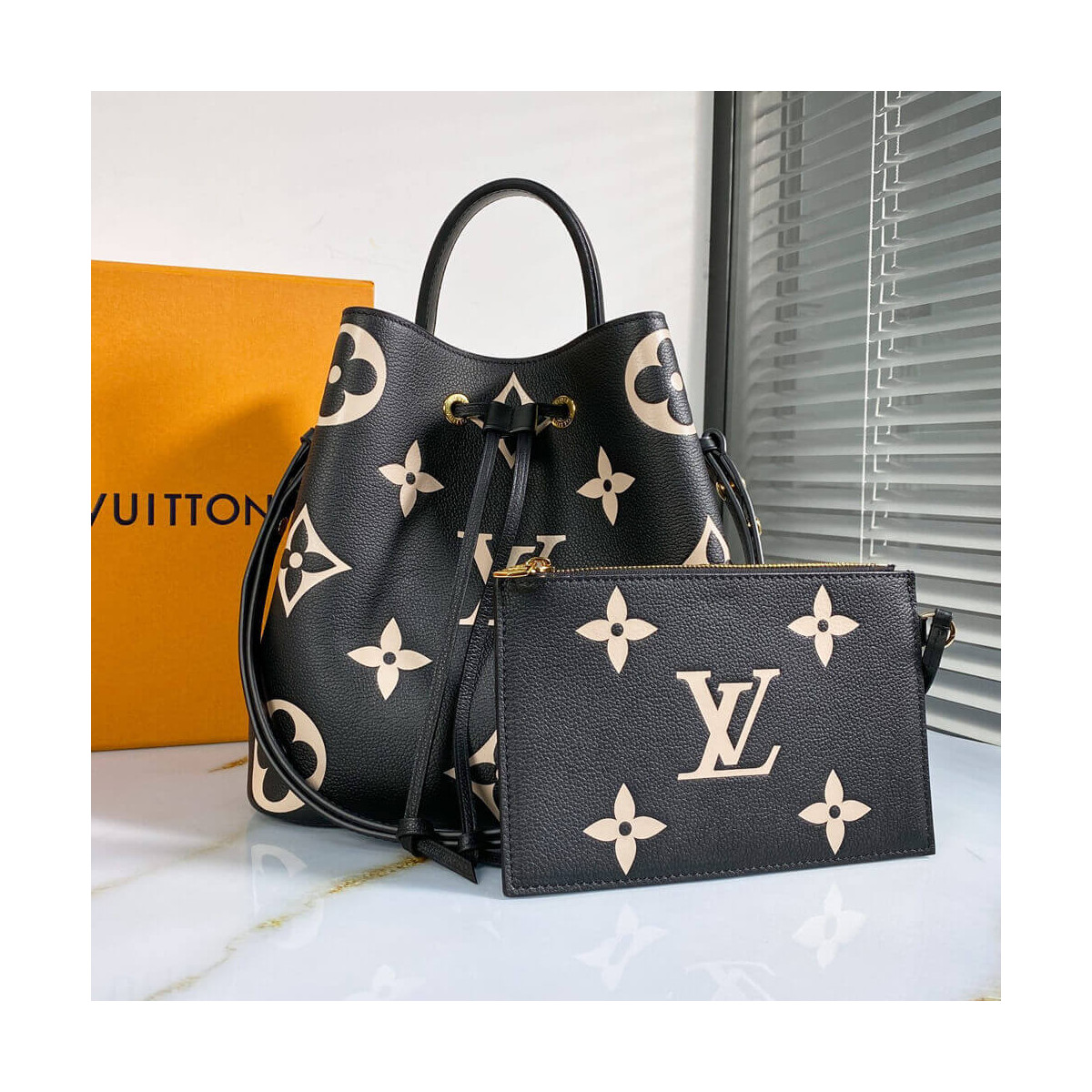 Louis Vuitton NeoNoe MM M45555 M45497